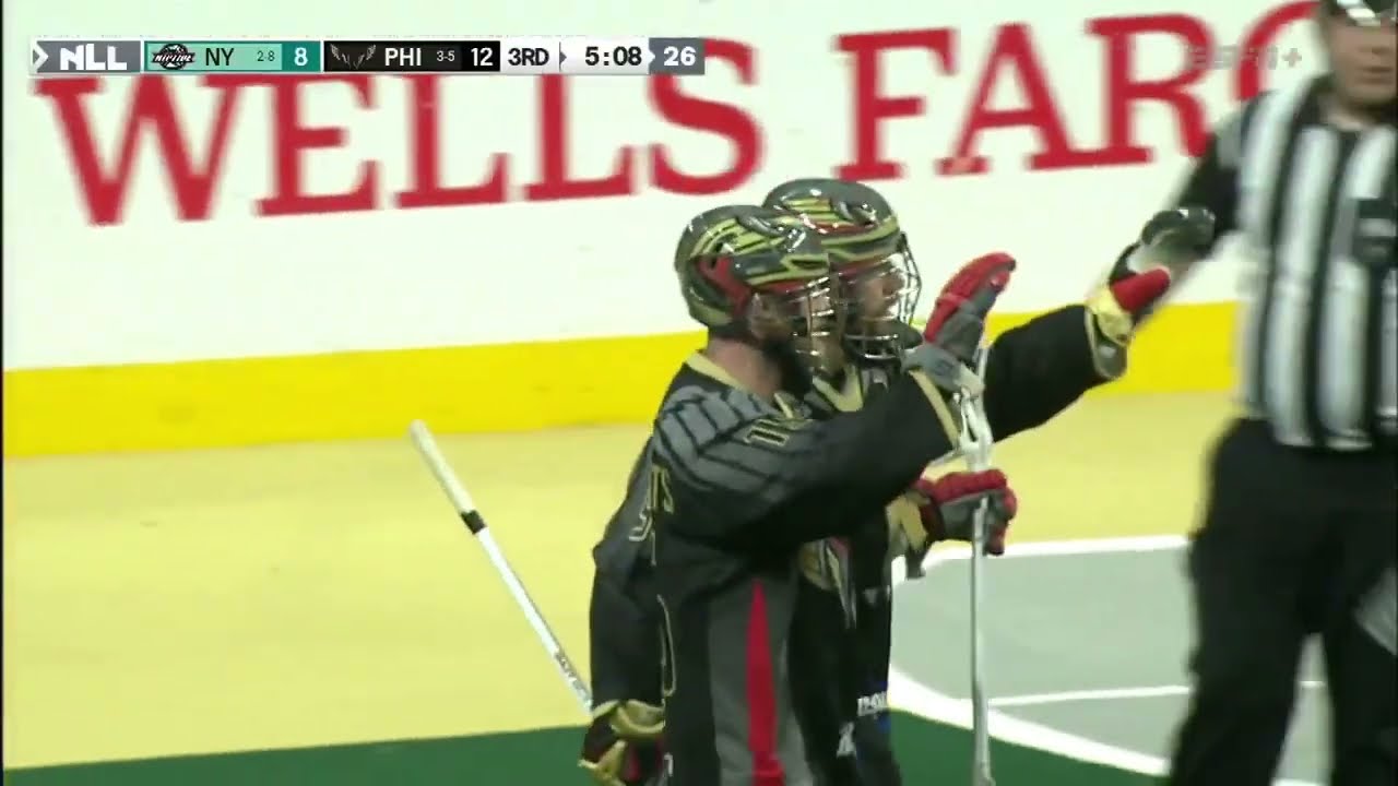 Ben McIntosh tallies 8 points in Philadelphia victory