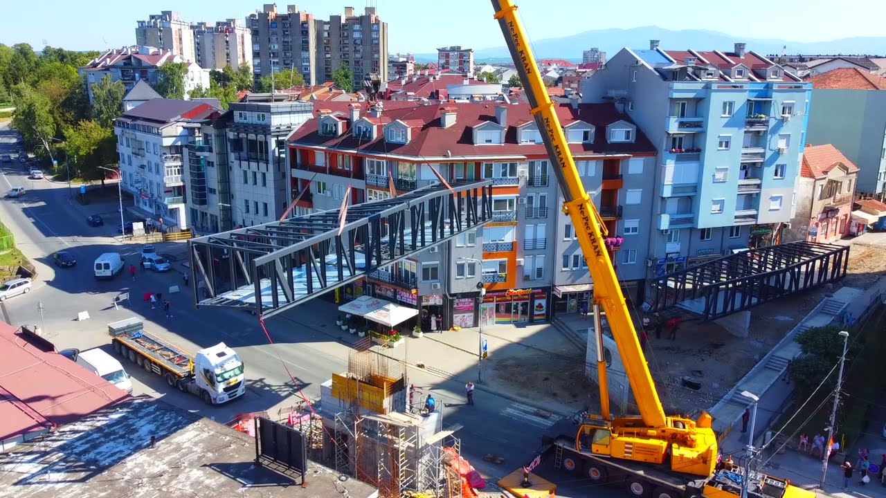 IZ NAŠE ARHIVE Montaža prve pasarele, Kruševac 10. septembar 2023