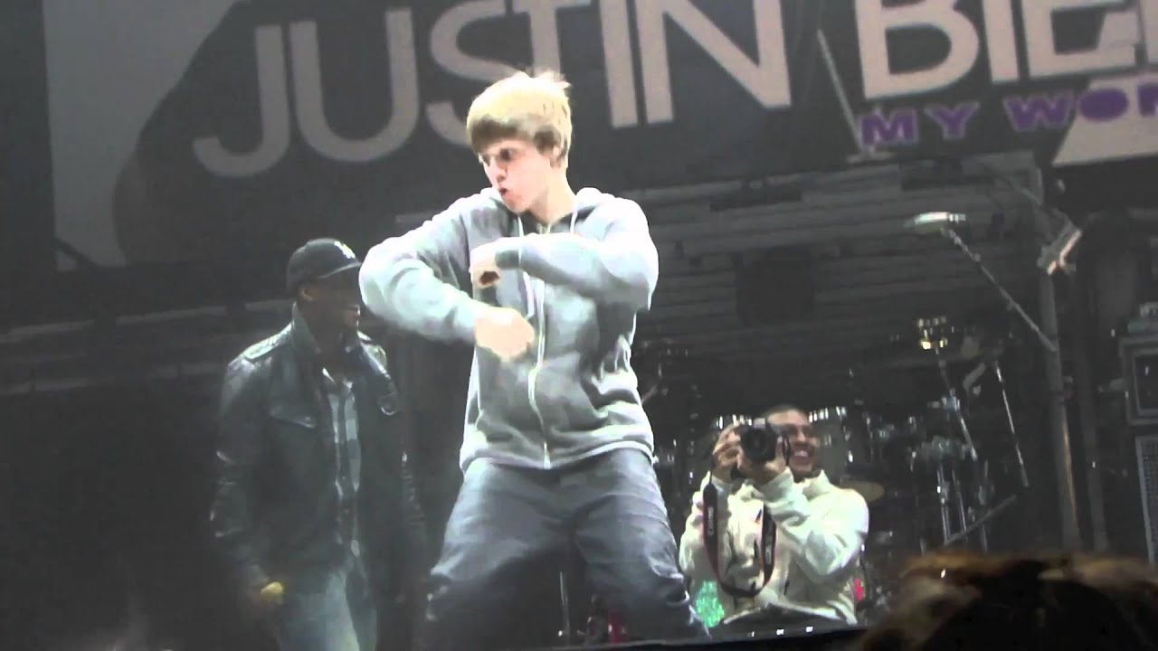 Justin Bieber Dougie and Jerk at Sound Check