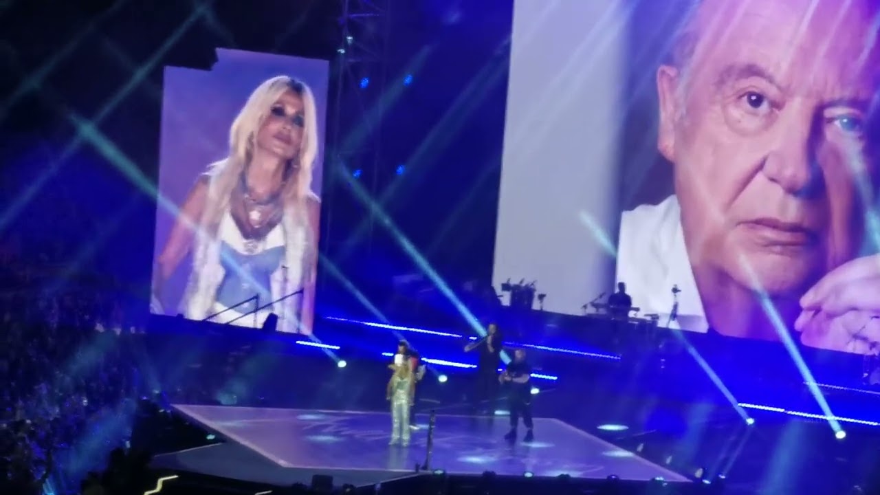 Ο αποχαιρετισμός της Άννας Βίσση στον μεγάλο Μίμη Πλέσσα | 