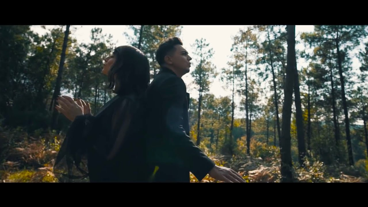 Mete & Buse - Gitti Gideli ( Tarkan Cover )