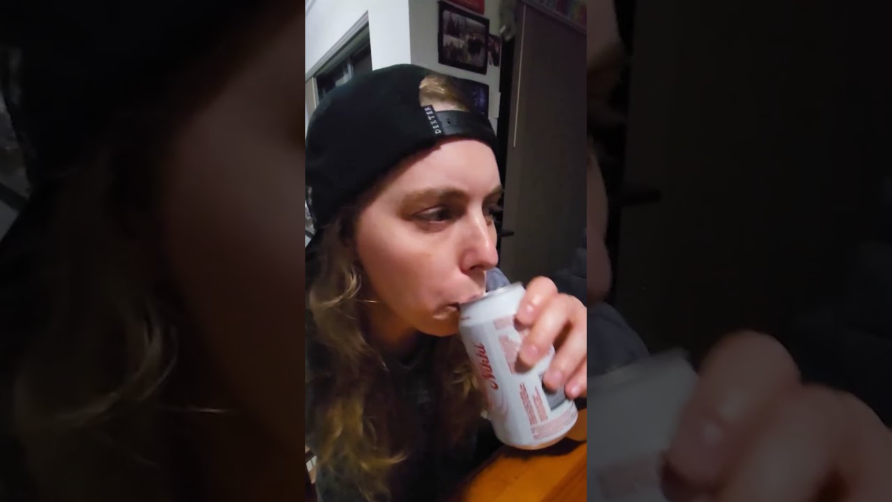 Bobby - Strawberries & Cream Soft Drink Review #Strawberries #Drink #Review