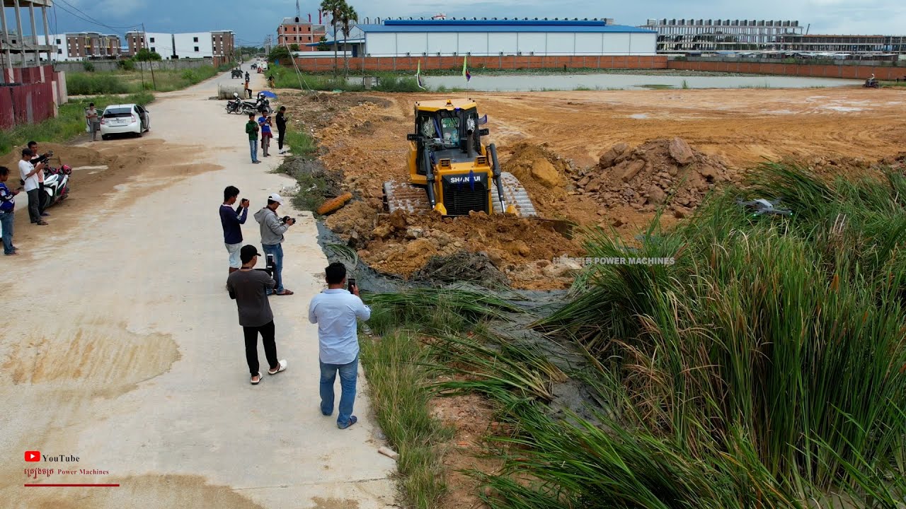Continue New Step Great Updateing Skills Jobs Landfilling The Middle Space In Project BY Dozer Truck