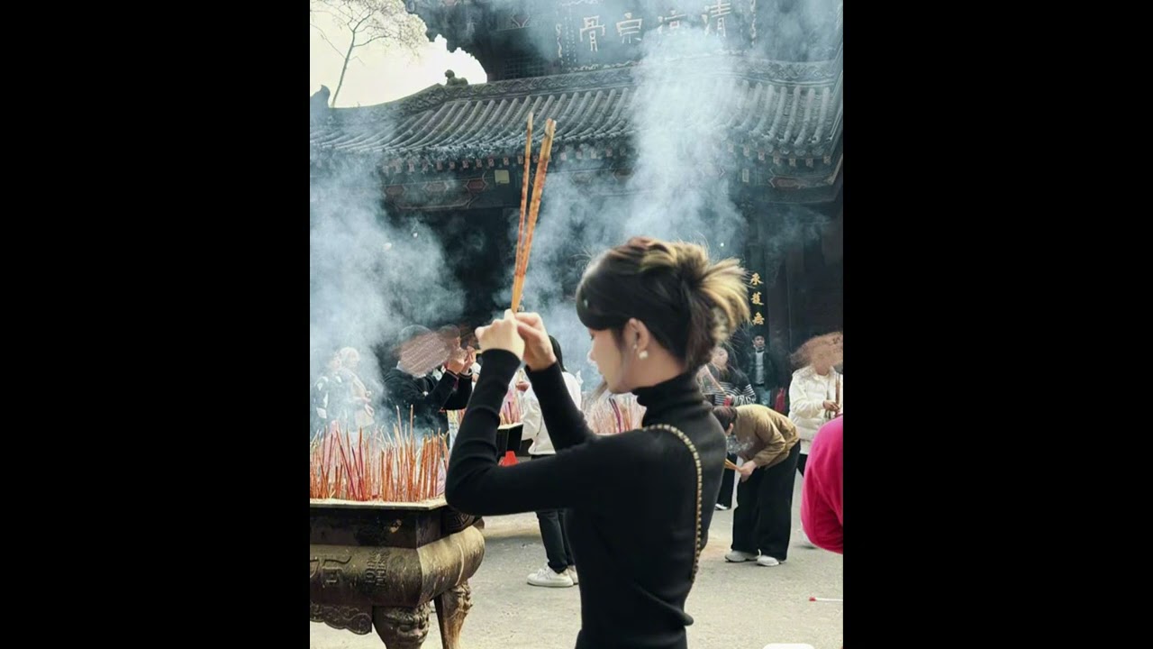 China Song 🎧បទចិនពិរោះៗ❤️😊 辞九门回忆 - 芒种 - 听悲伤的情歌 女版 