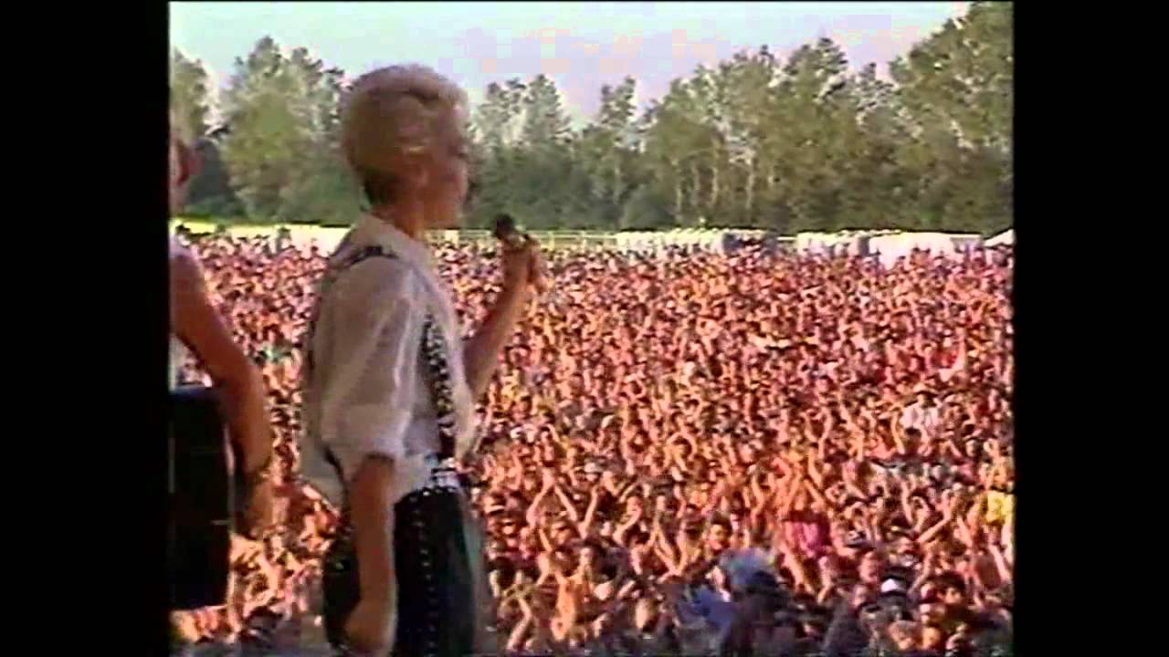 Eurythmics - Who's That Girl? (Live in Munich, 1987)