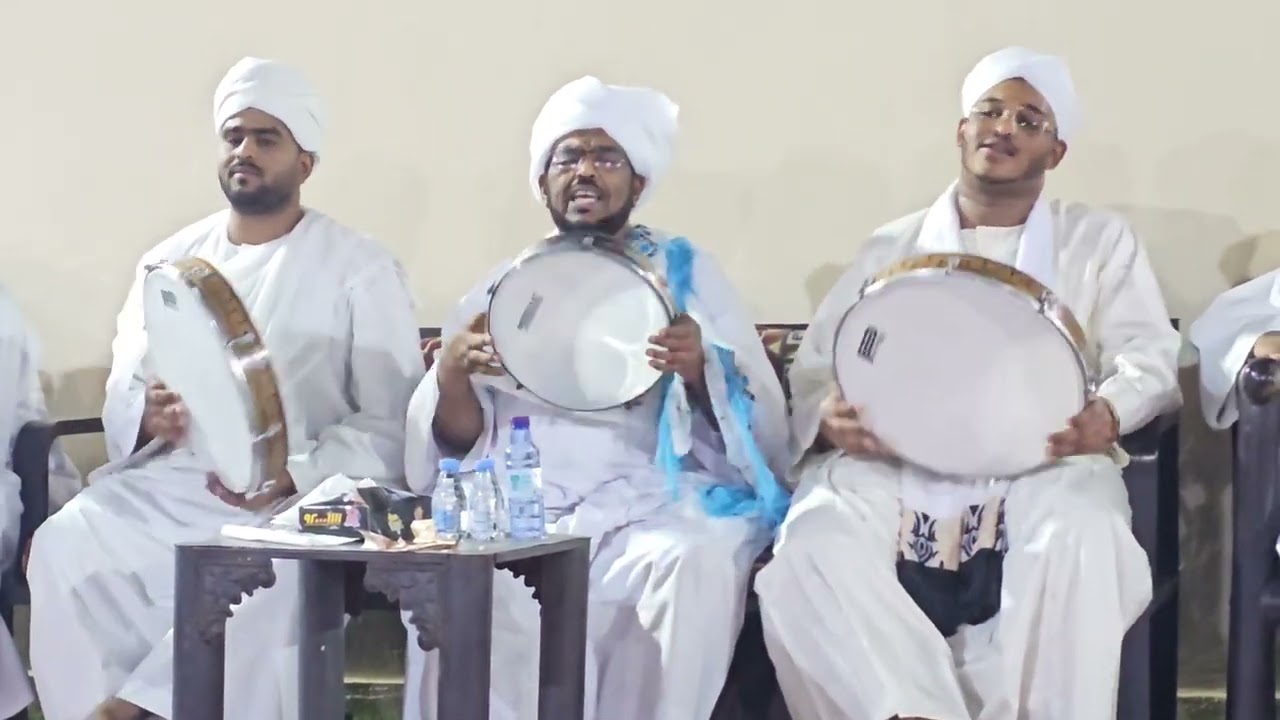 مدحة / نم يا فمى ليهم بشكر الجيدين _ الشيخ/عبد الله الحبر وأبناءه أسعد الخلق 