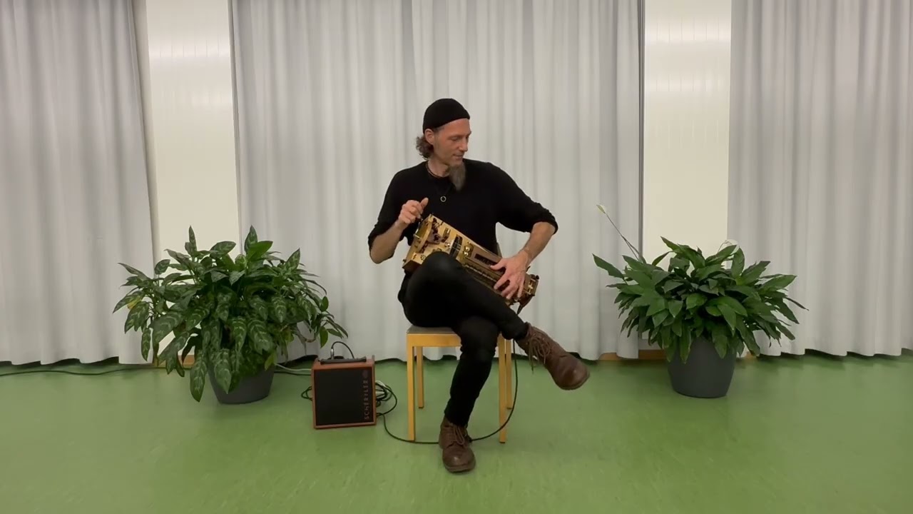 Alpha - Hurdy Gurdy - amplified - Stephan Groth 2025