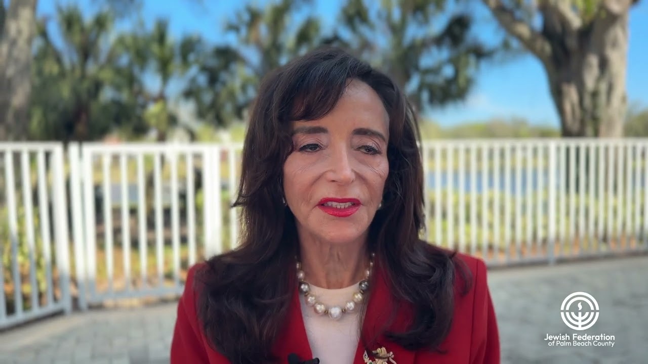 Julie Fisher Cummings