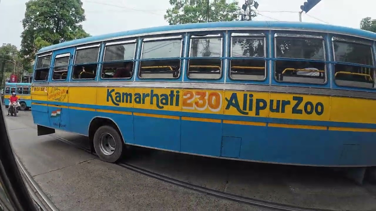 কলকাতার ধর্মতলা হতে শিয়ালদহ রেল স্টেশন। ১ নবেম্বর ২০২৫।