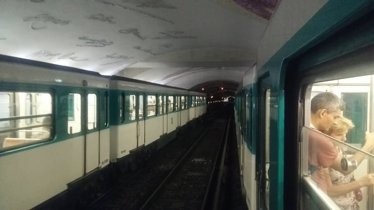 Interesting Bits of Paris Metro line 10