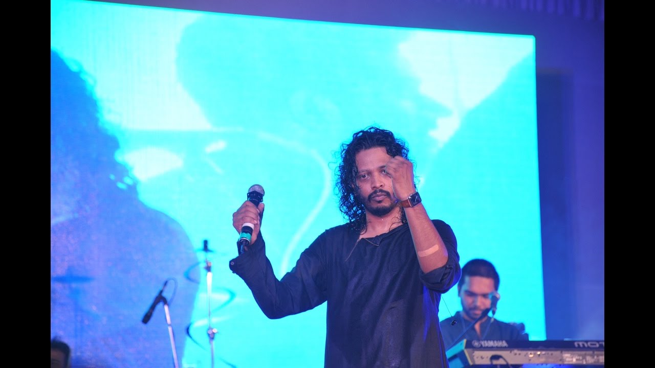 Durga Puja Bangalore 2016: Nakash Aziz | Selfie Le Le Re | Sarathi Socio-Cultural Trust