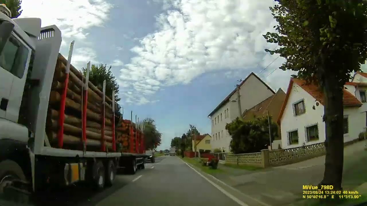 D: Rockendorf. Gemeinde Krölpa. Saale-Orla-Kreis. Ortsdurchfahrt. August 2023