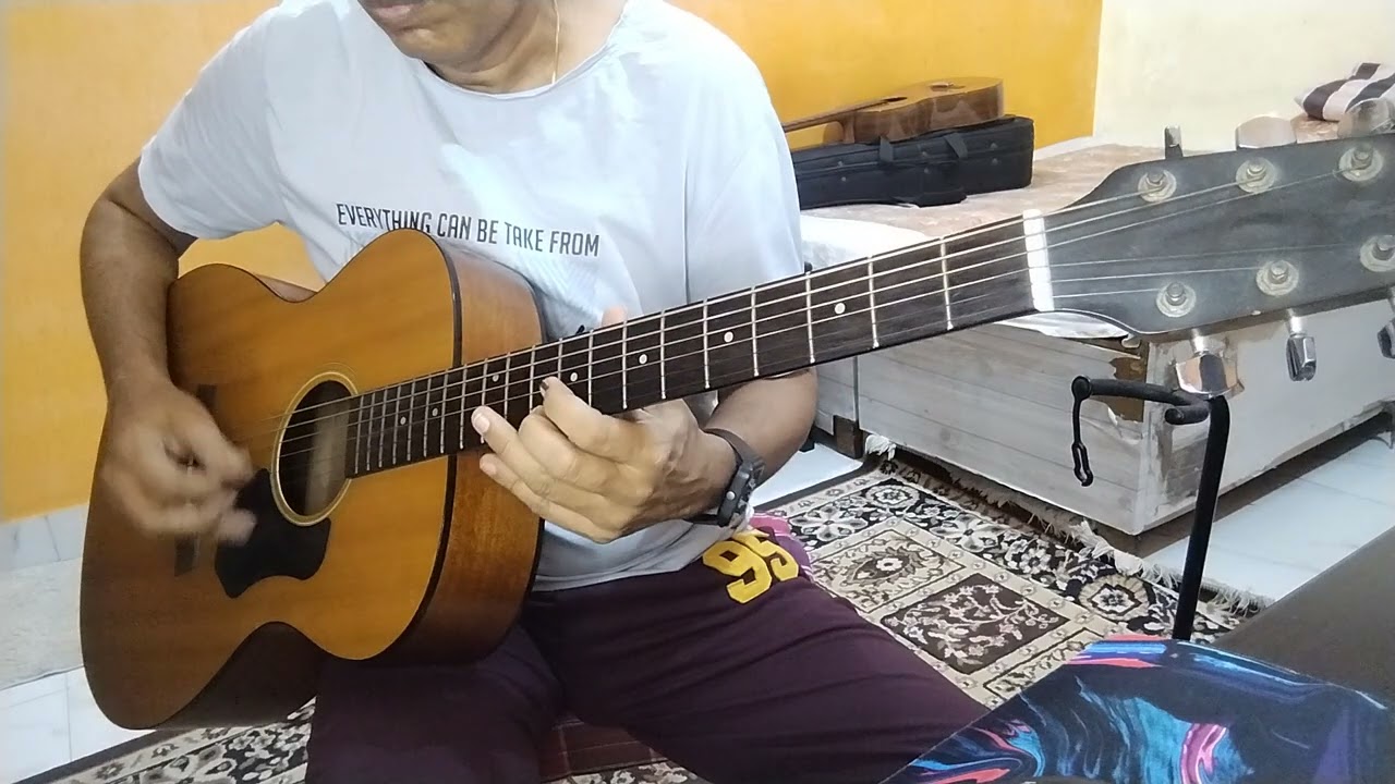 Rockroach, Trinity acoustic/plectrum Guitar Grade 5.