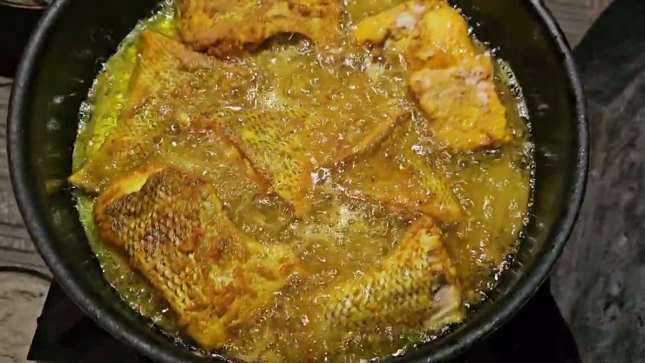 دیشب جای دوستان خالی مله ماهی خوری داشتیم  دوستان عزیز لایک سابسکرایب فراموش نکنید ❤️