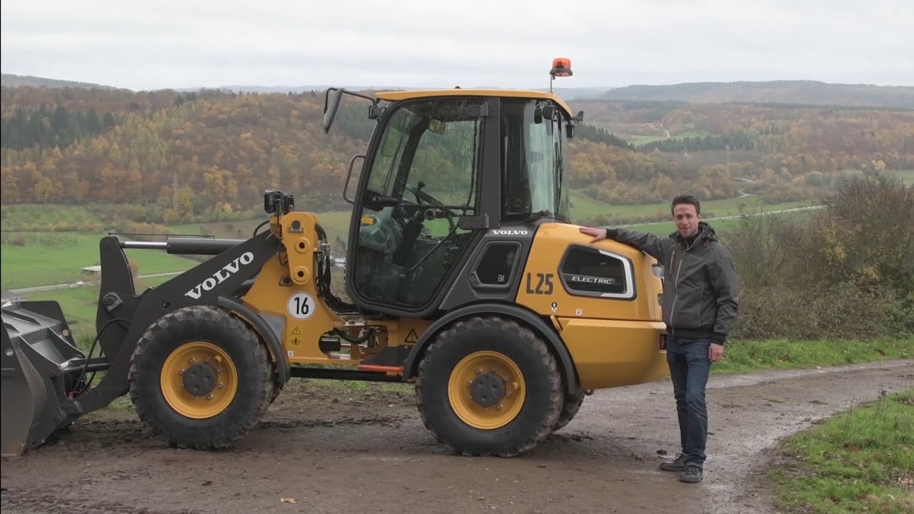 Volvo L25 Electric Walkaround