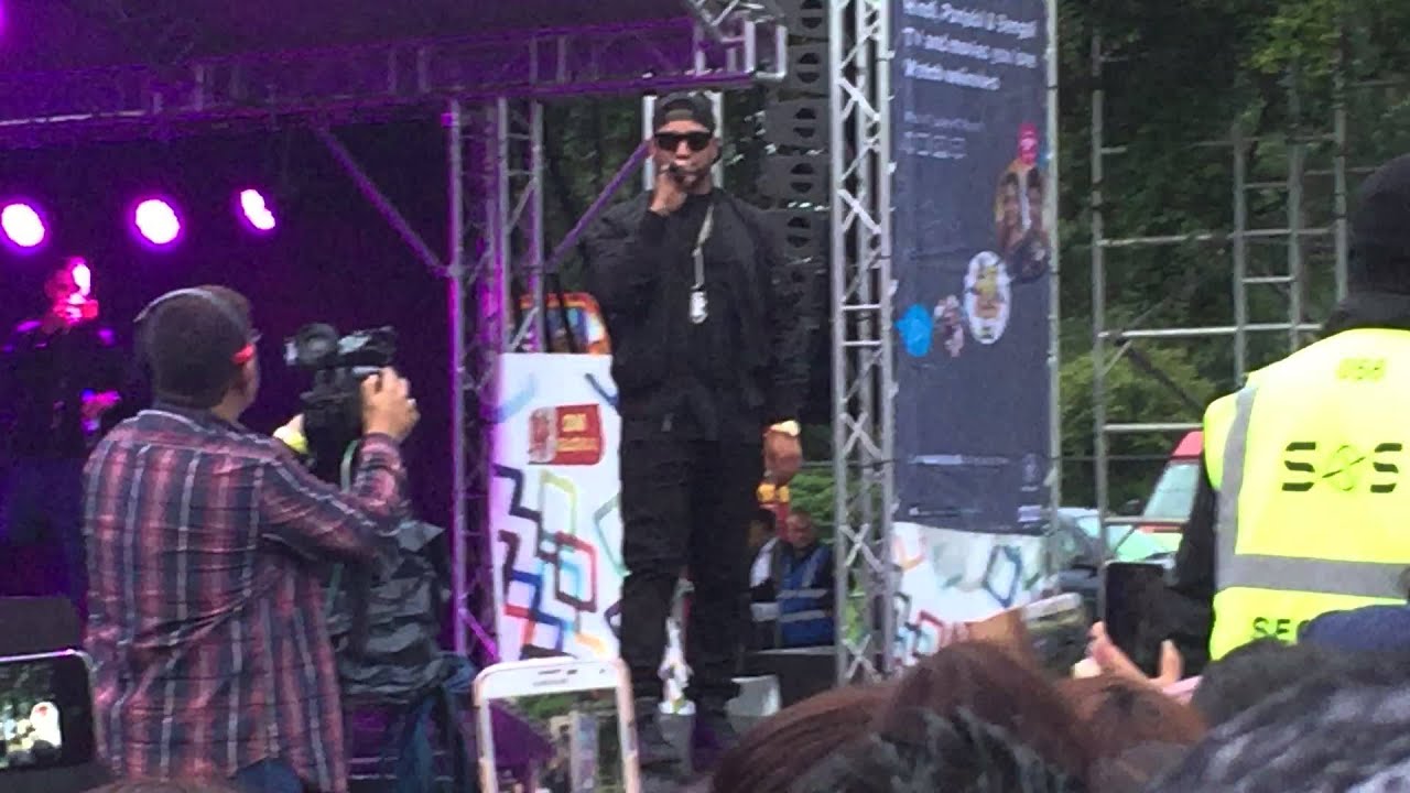 Imran Khan - Bewafa [Live] Manchester Mega Mela 2015 (Full Song)