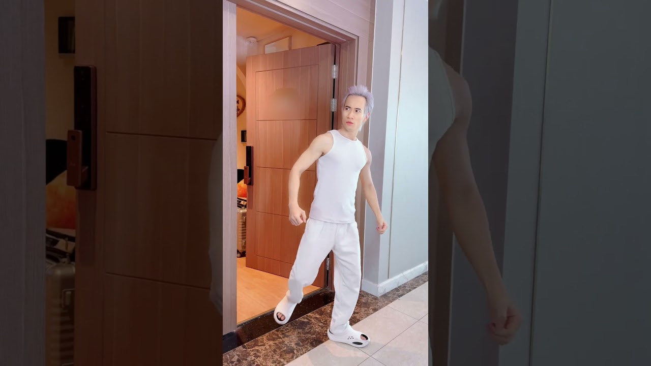 Wrong target [I AM BEN] #beneagle #kungfu #pranks  #troll  #comedy #funny #viral