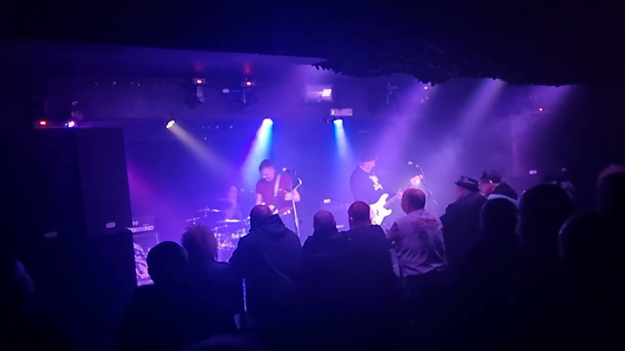 Gimp fist @ beat generator 31/1/26