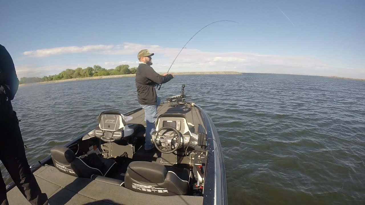 Hunting for monster bass and stripers on the CA Delta 4-8-2026