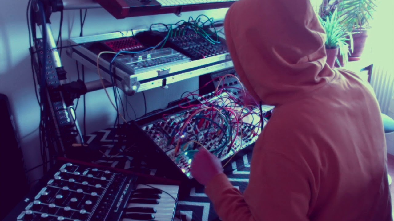 Modular / not an acid jam / Zularic Repetitor fills