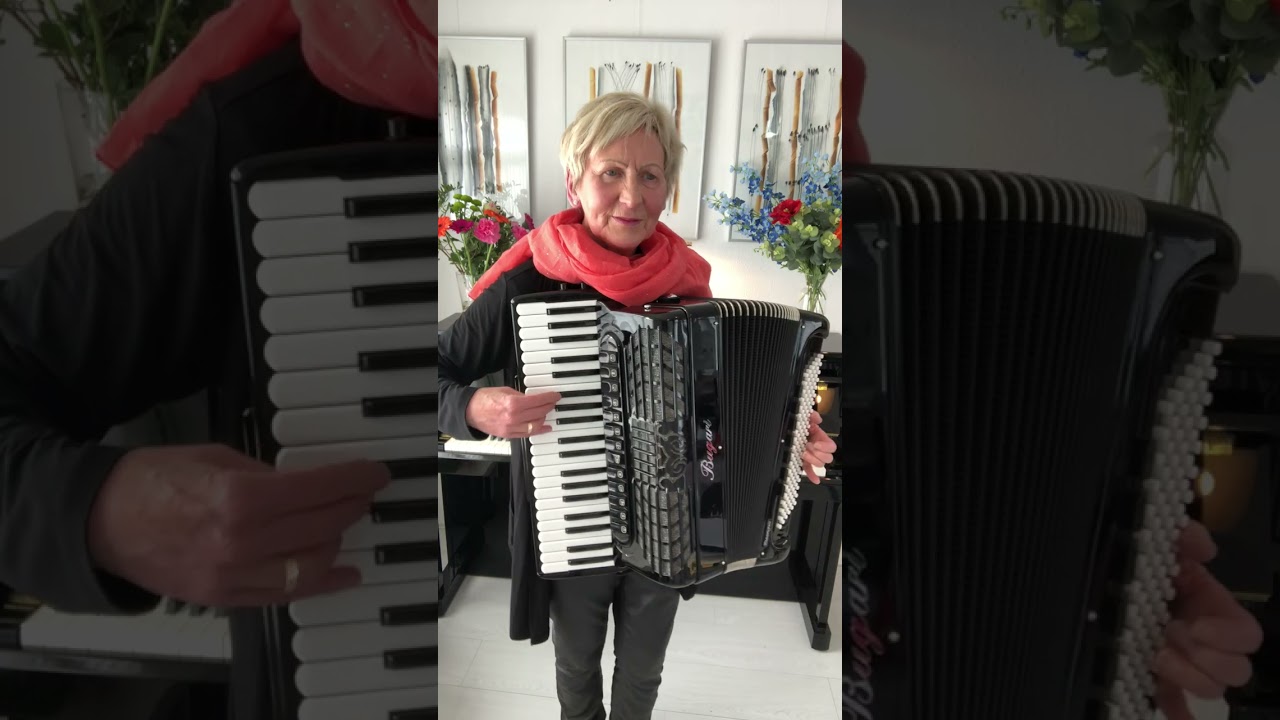 Song:  Woorden Worte  from:   H van Voskuylen & P Kartner          (Songnumber: 1570)