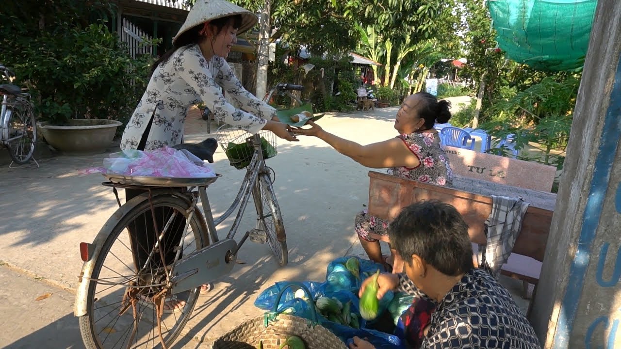 Đạp xe đi bán Bánh Bò Bánh Chuối dạo ngon quá hết sạch trong 30 phút - Tập 180