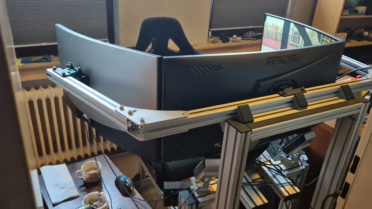 Sim Rig 35 Zoll Triple Screen Setup
