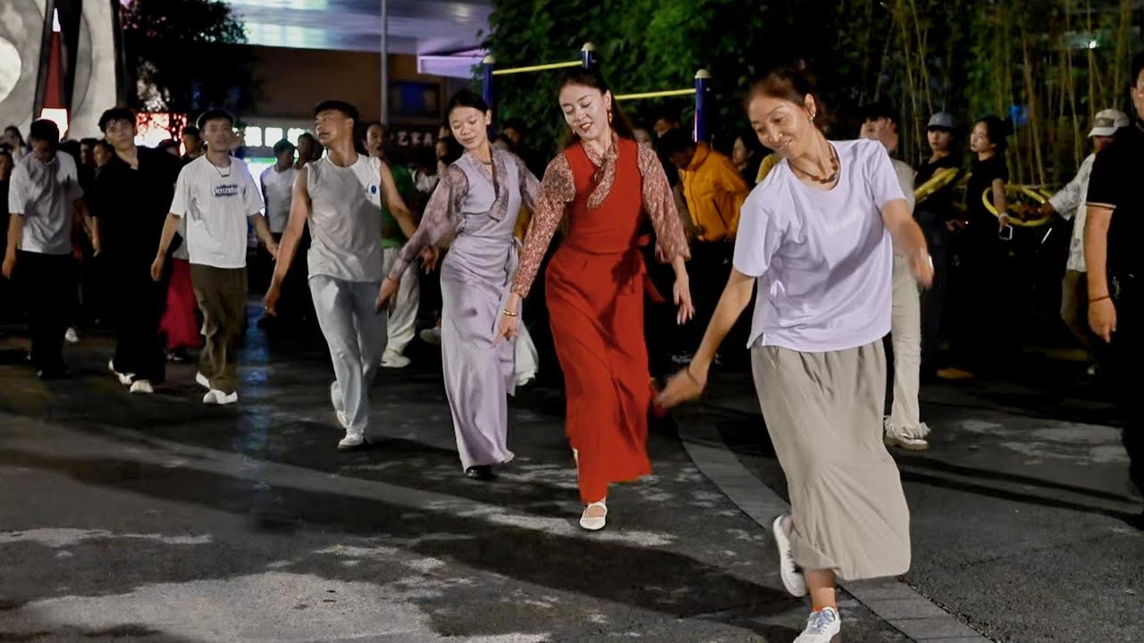 Tibetan dance 《娜秀赞歌》