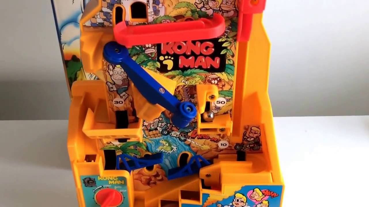 1980's Tomy Kongman showing how to conquer Kongman's kingdom!