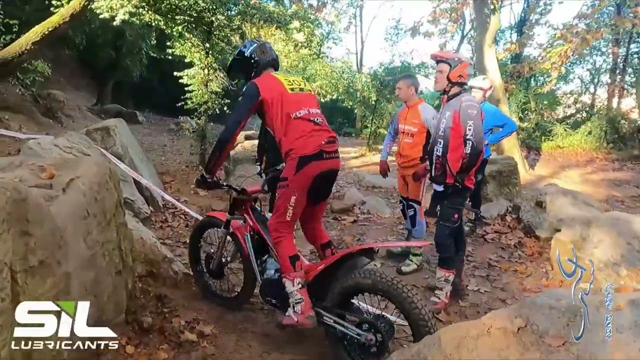 5e trial 2025 Blau vermell