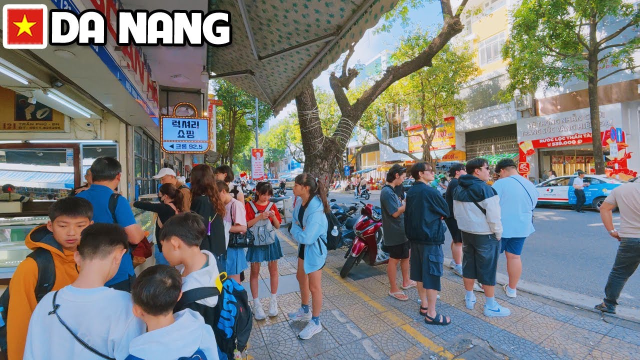 DA NANG VIETNAM The Most Famous Area Han Market & Tran Phu Street City Life Walking Tour