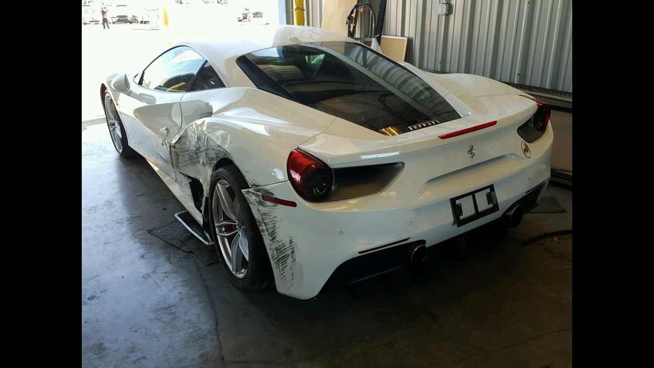 REBUILDING A WRECKED FERRARI 488 GTB FROM COPART PART 1