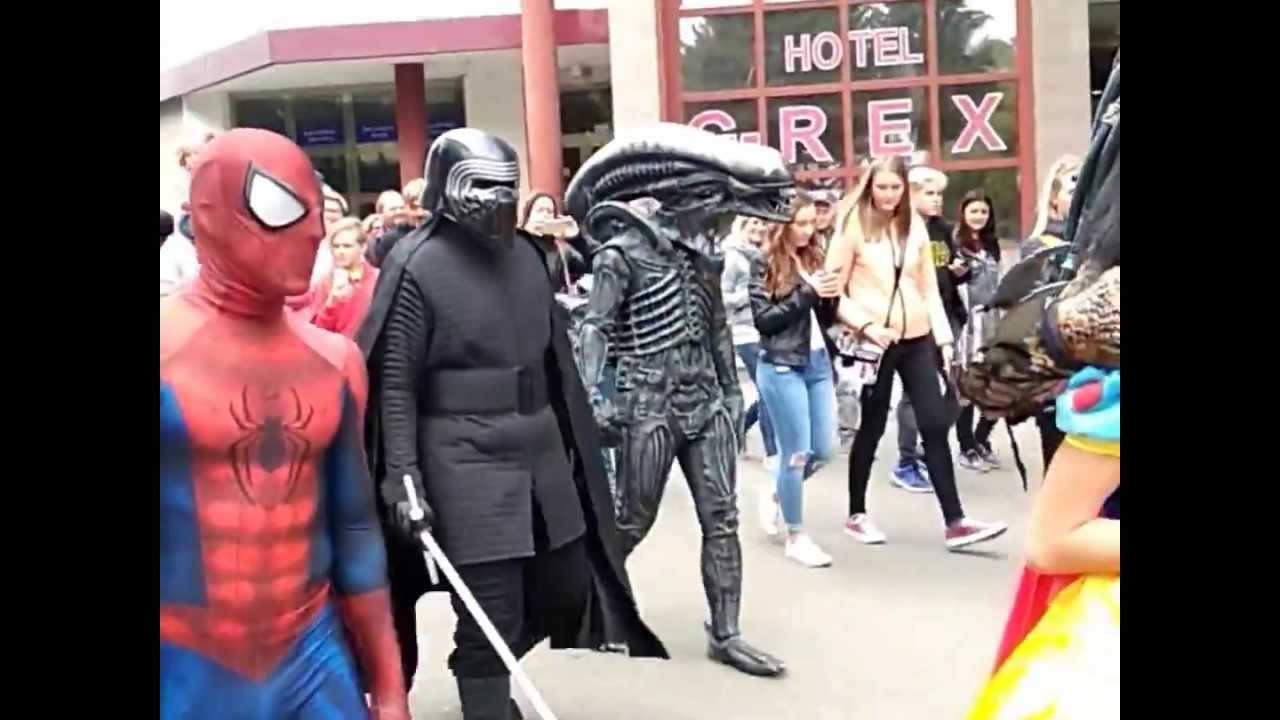 S KÝM JSME SE POTKALI ? MIMO-ZEMŠŤANI / #PREDÁTOR a #VETŘELEC | Film Legends Muzeum