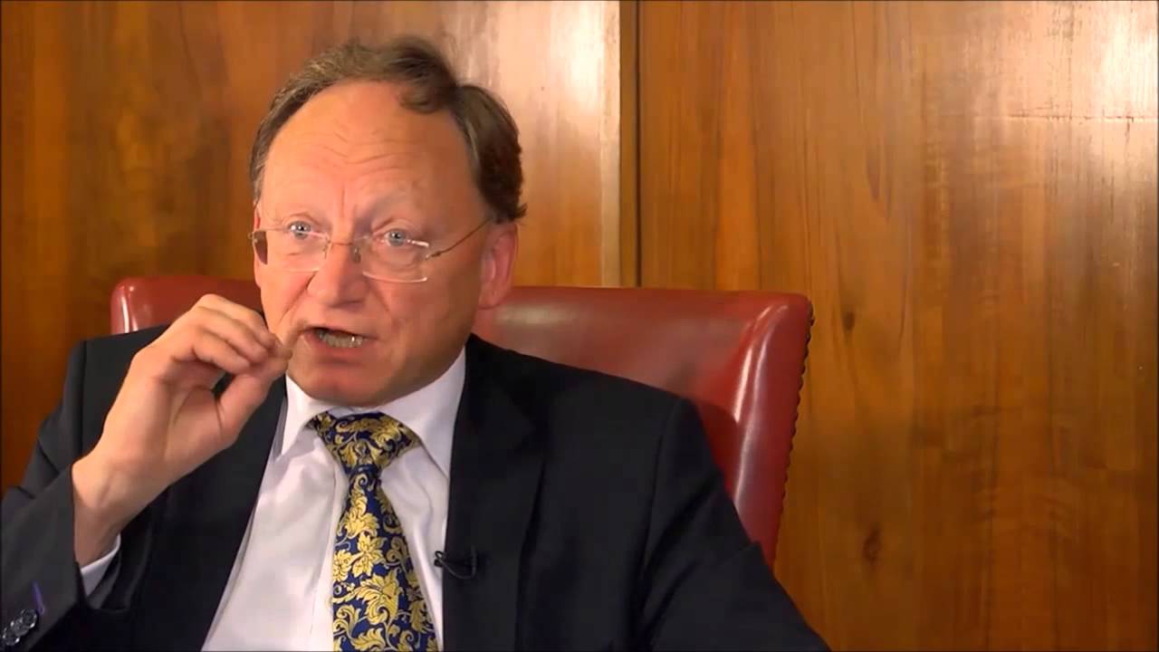 Virtual eTrial - eBundle and Video Conferencing in the Court Room