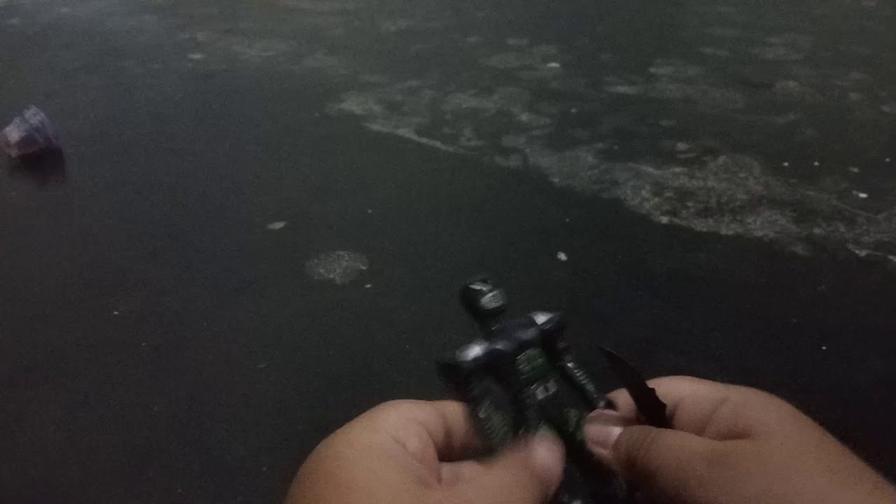 robot pedang