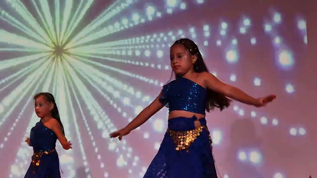 DANCE PIROUETTE