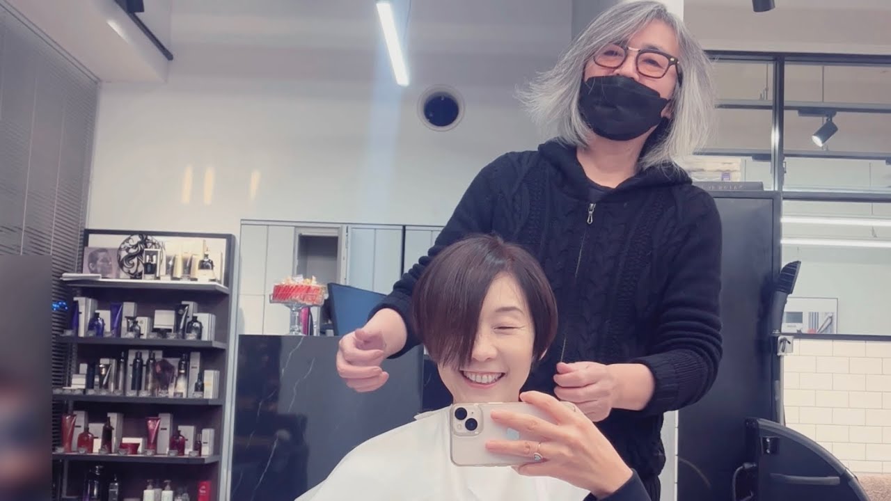 元祖カリスマ美容師💇‍♀️RITZ 金井豊さんカットいつもありがとうございます🙇‍♀️✨