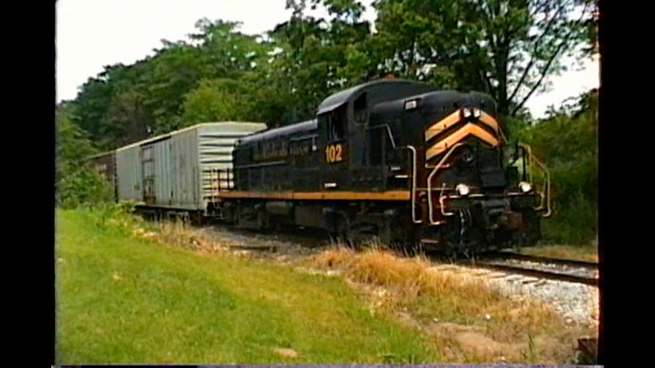 Pioneer Industrial Railway 102 Alco RS3m Revenue Freight 6/28/99