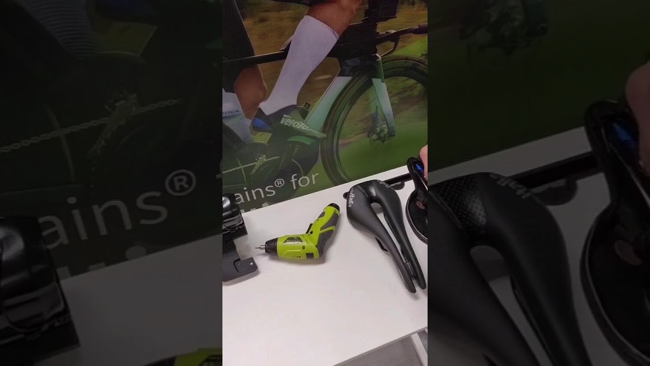 Selle Italia Boost SLR Superflow и Endurance Boost Superflow с EZ Hydro-Gains