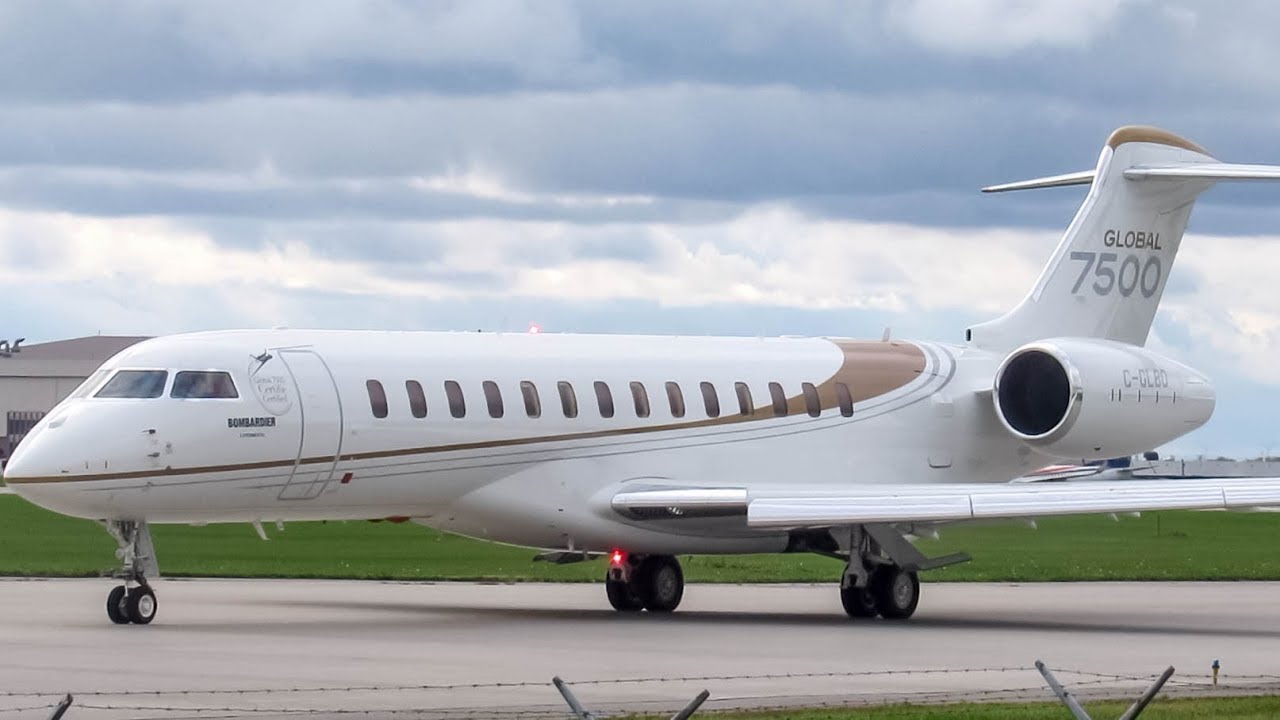 Bombardier Aerospace Global 7500 (GL7T) departing Montreal (YUL/CYUL)