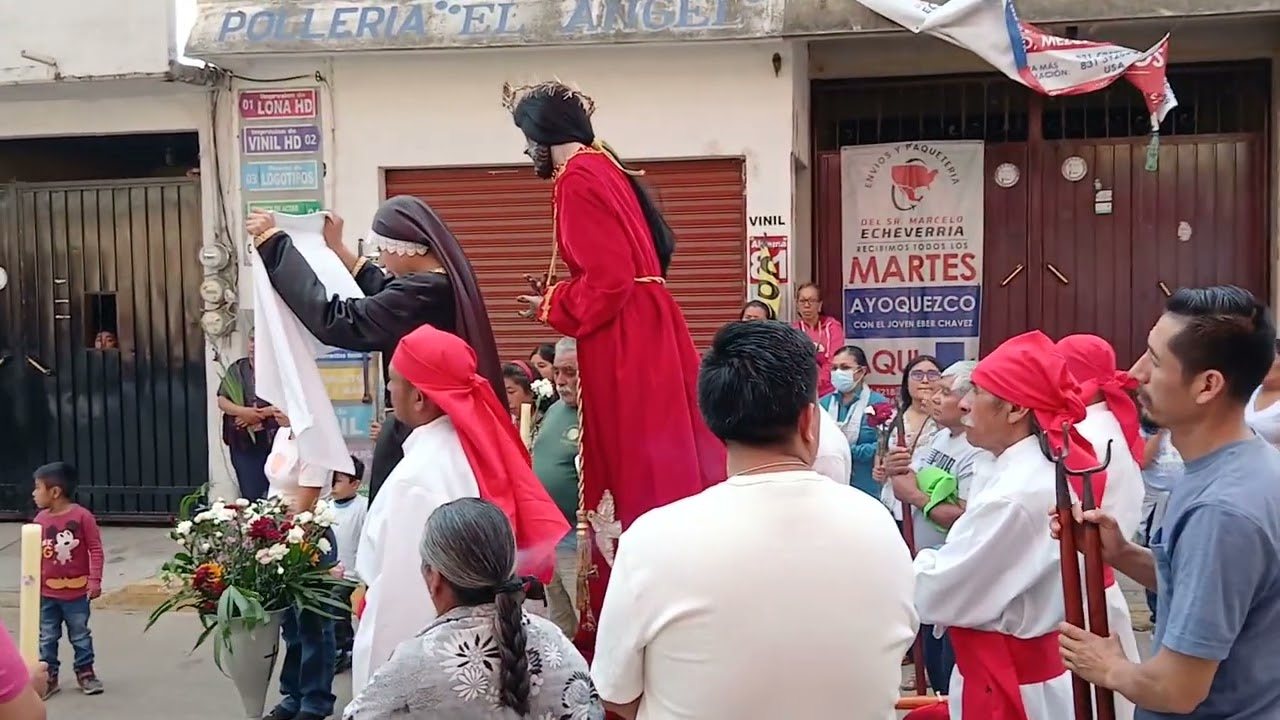 Segundo viernes de viacrucis en Ayoquezco 27 de febrero 