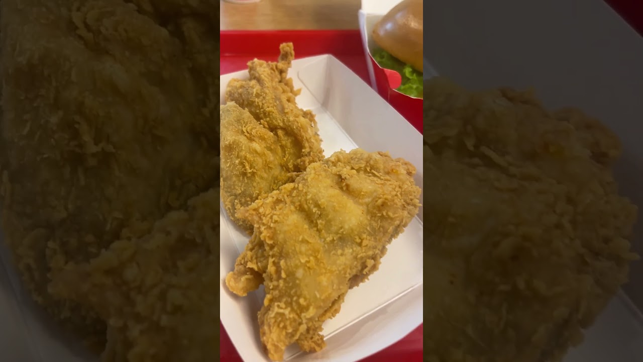 Jollibee : TASTE OF FILIPINO FOOD IN KUALA LUMPUR 🇲🇾 #shorts #youtubeshorts #food