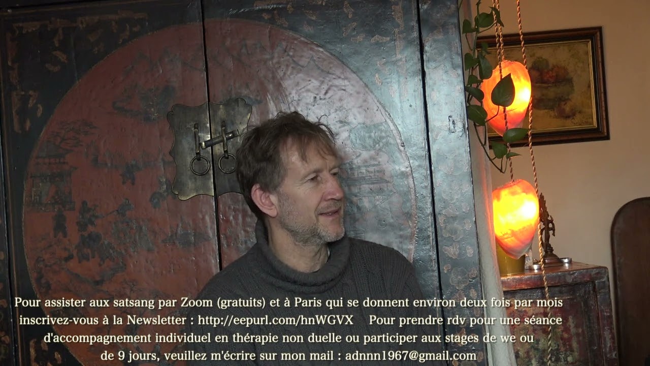 Accompagnement d'une émotion de manque d'amour par la voie du Senti et la voie de la Connaissance