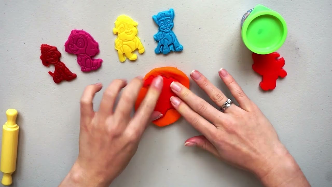 Mancs Őrj&aacute;rat gyurma kinyom&oacute; sz&iacute;nek &eacute;s form&aacute;k oktat&oacute; video Paw Patrol Play Dough colours