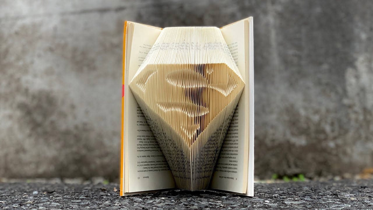 ブックフォールディング BOOK FOLDING Time-Lapse - Superman