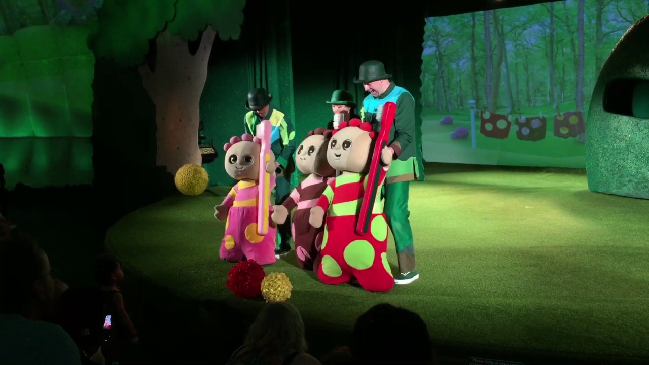 Tombliboos Brushing Teeth - In The Night Garden Live 2017