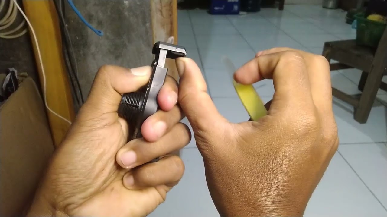 Cara Memperbaiki Holder HP yang Sering Copot atau Terlepas Sendiri