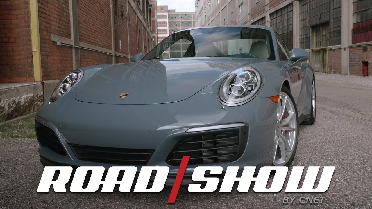 Porsche 911 Carrera 4S 2017 года — это настоящий спортивный автомобиль.