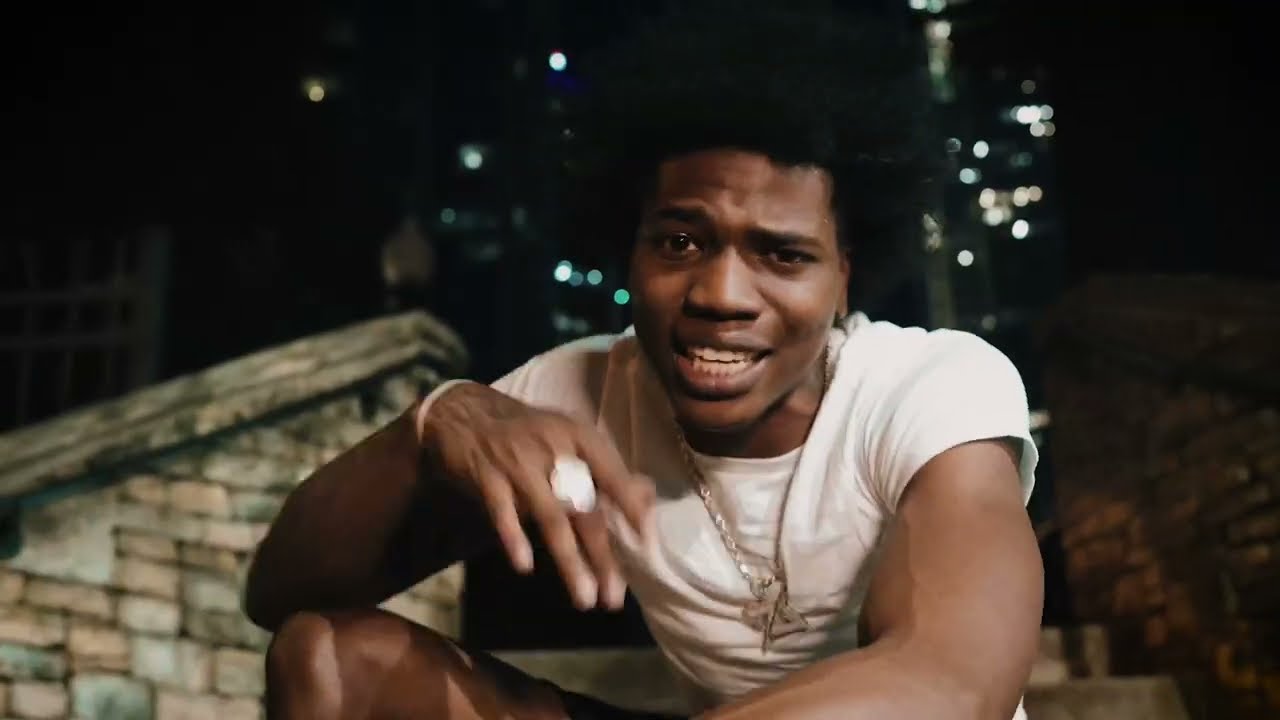 Otq Keemboe - Who Am I (Official Video)