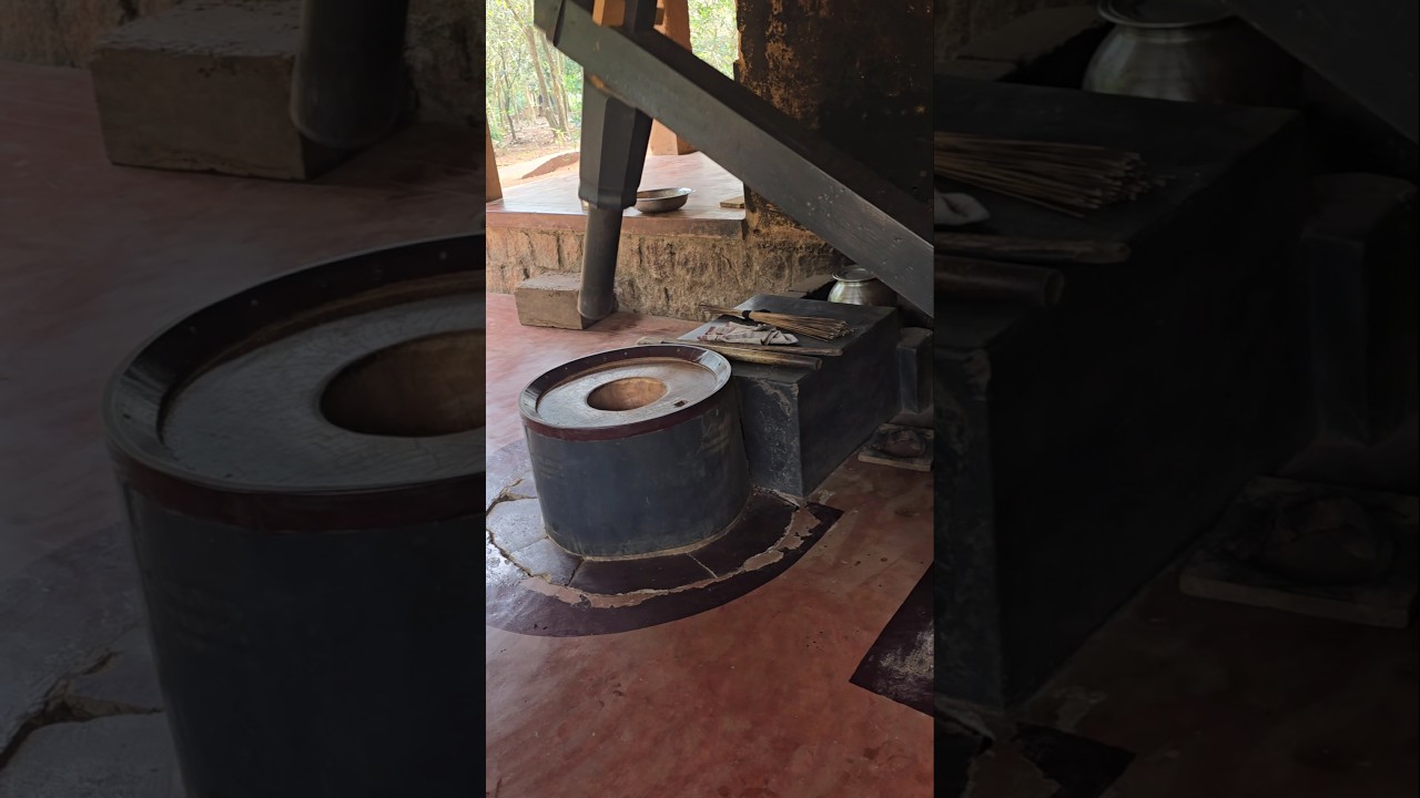 Traditional  way of poha making #poha #food #shorts #new #village #pilikula #manglore #machine